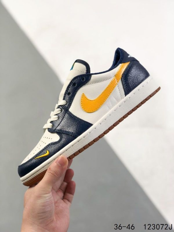 New Arrival AJ 1 LOW OG MARQUETTE