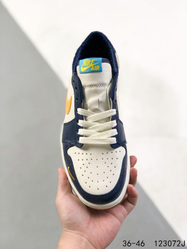 New Arrival AJ 1 LOW OG MARQUETTE