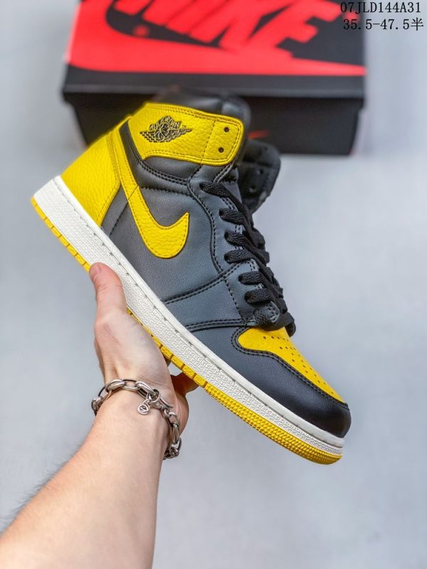 New Arrival AJ 1 Retro High OG – AR1020-700