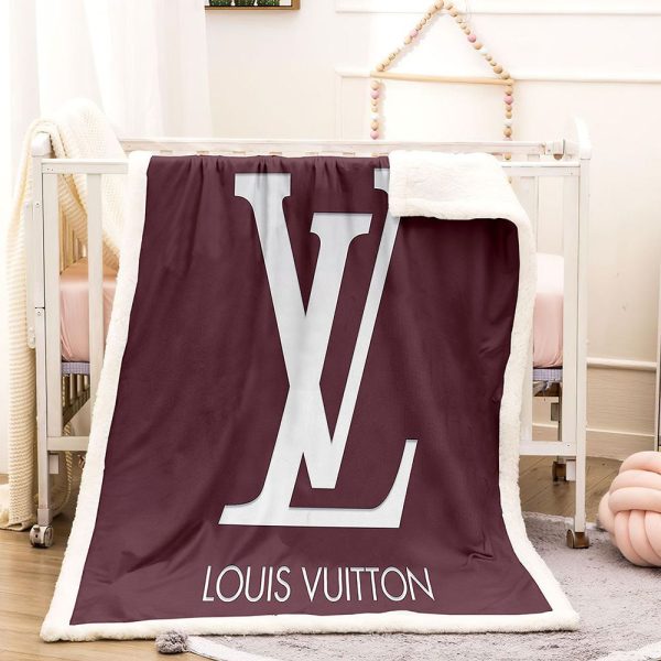 White And Purple Louis Vuitton Blanket 056