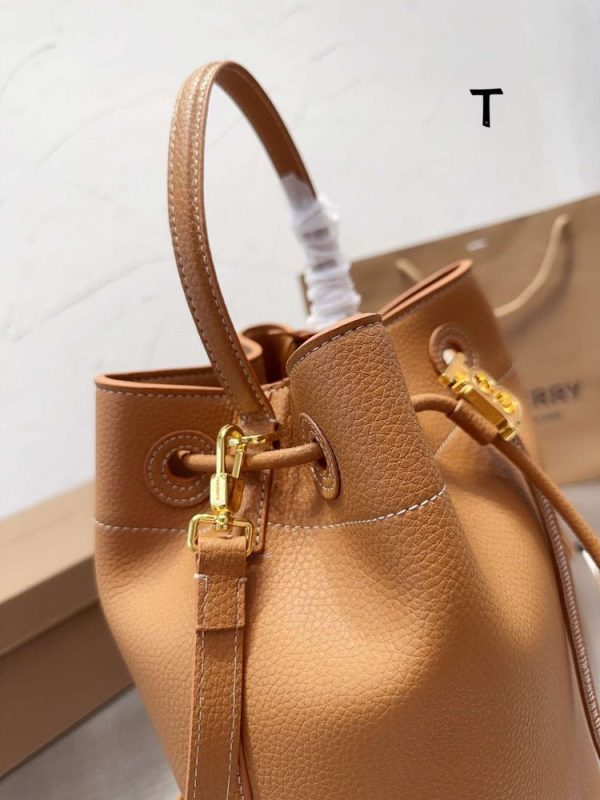 New Collection Burberry Bag 035