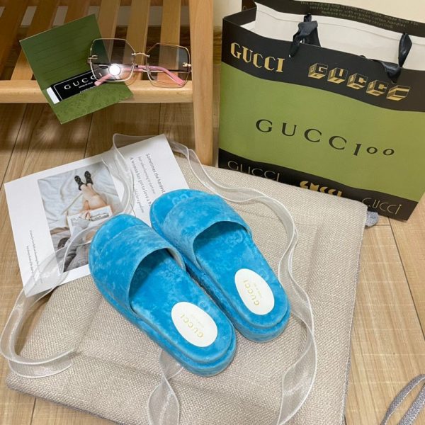 New Collection Gucci Shoes 082