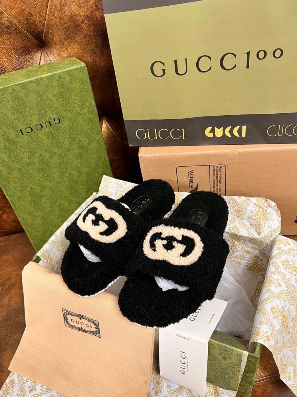 New Collection Gucci Shoes 074