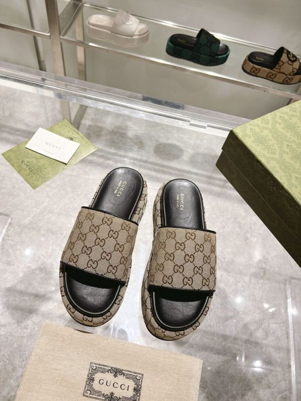 New Collection Gucci Shoes 079