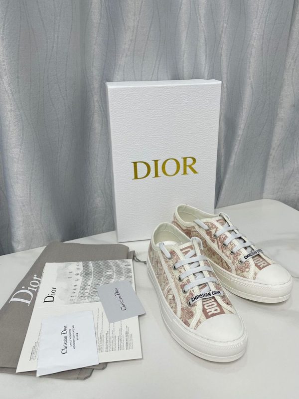 New Collection Dior Shoes 059