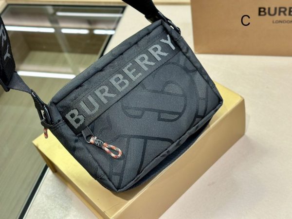 New Collection Burberry Bag 043