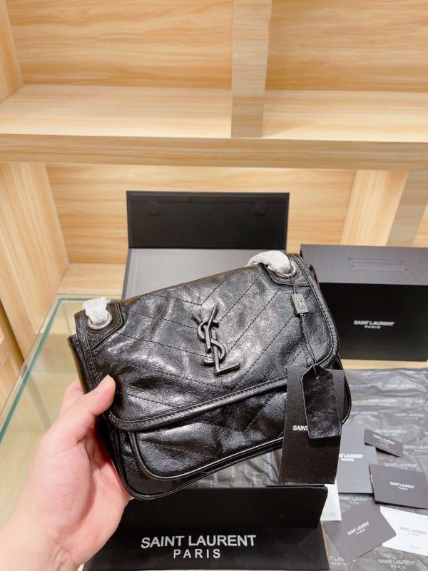 New Collection Saint Laurent Bag 133