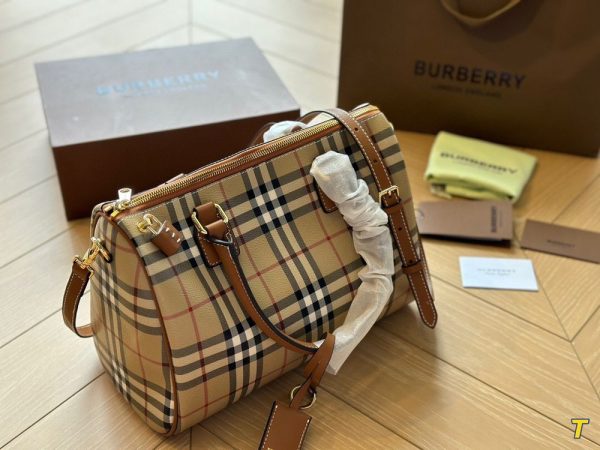 New Collection Burberry Bag 042