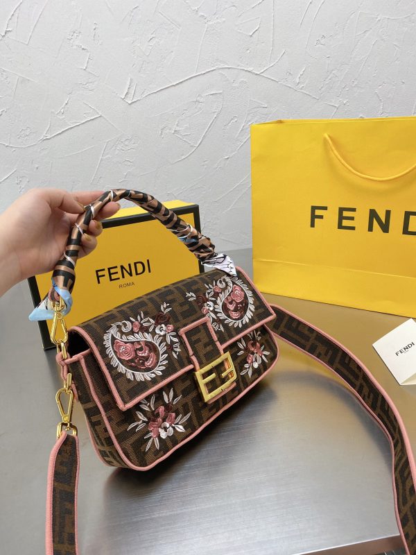 New Collection Fendi Bag 073