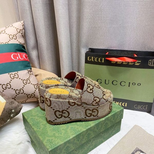 New Collection Gucci Shoes 200