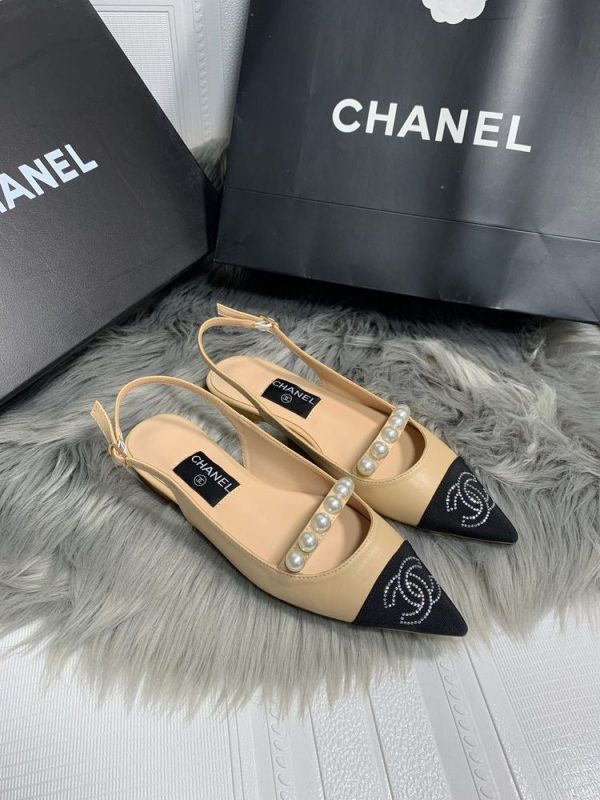 New Collection Chanel Shoes 053