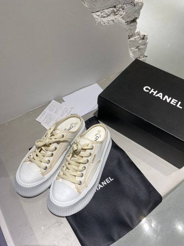 New Collection Chanel Shoes 064