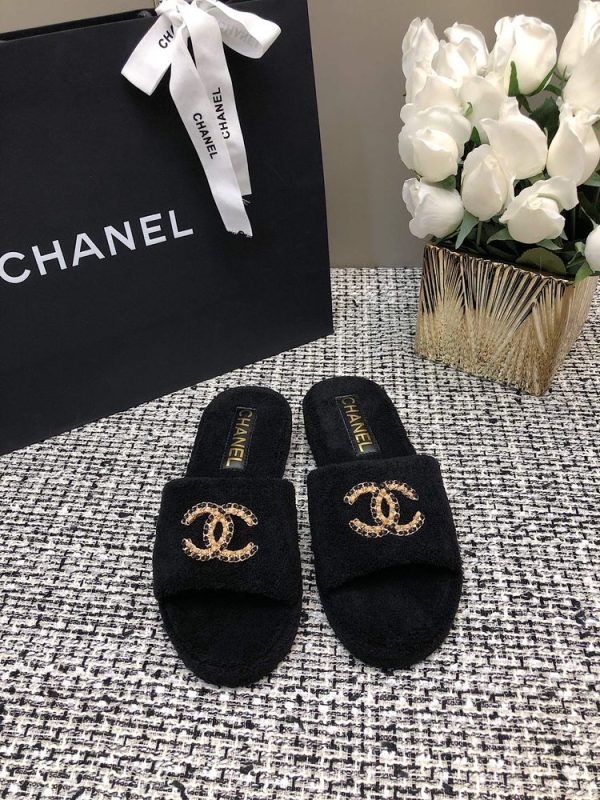 New Collection Chanel Shoes 034