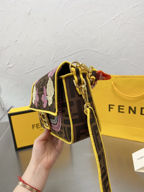 New Collection Fendi Bag 073