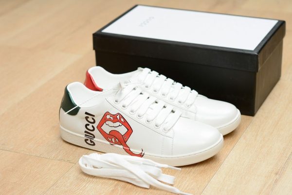 New Collection Gucci Shoes 174