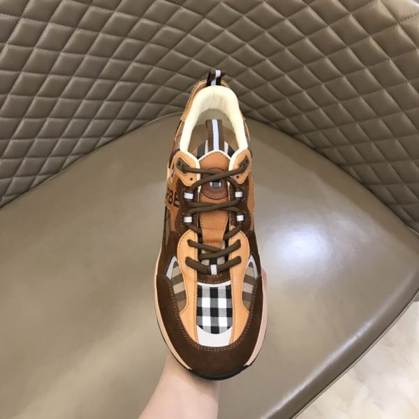 New Collection Burberry Shoes 006