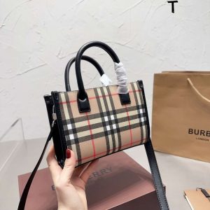 New Collection Burberry Bag 033