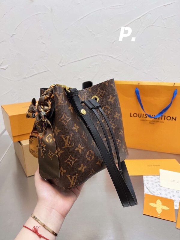 New Collection LV Bag 1083