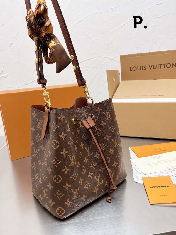 New Collection LV Bag 1084