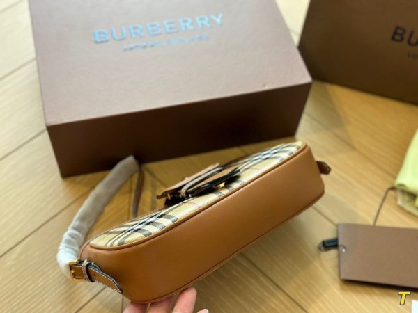 New Collection Burberry Bag 040