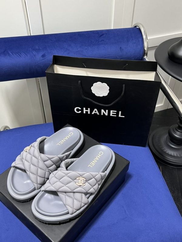 New Collection Chanel Shoes 067