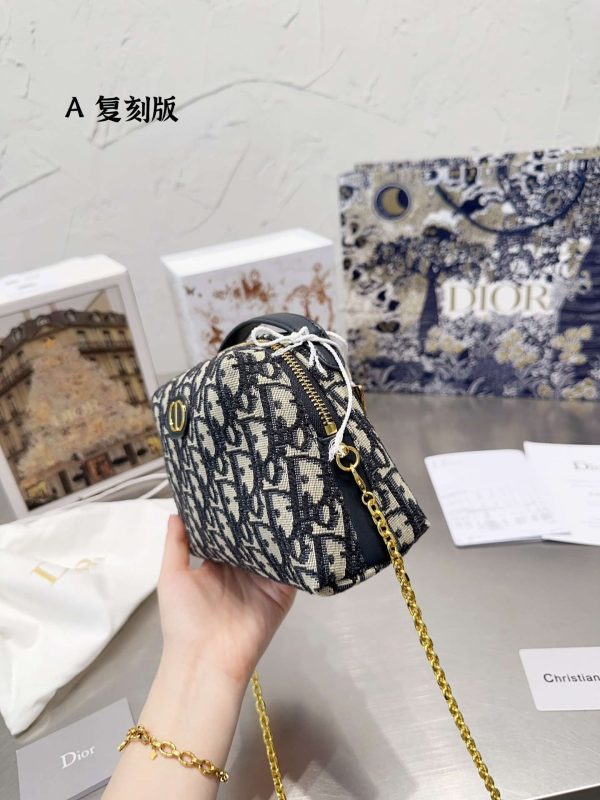 New Collection Dior Bag 033