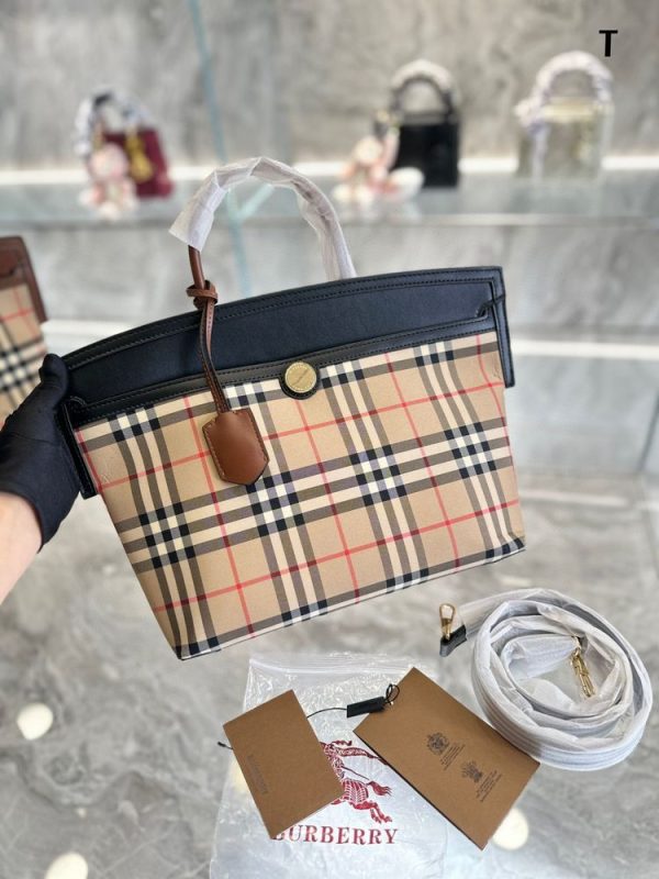 New Collection Burberry Bag 014