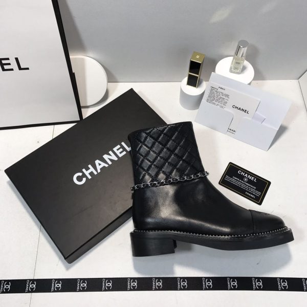 New Collection Chanel Shoes 051