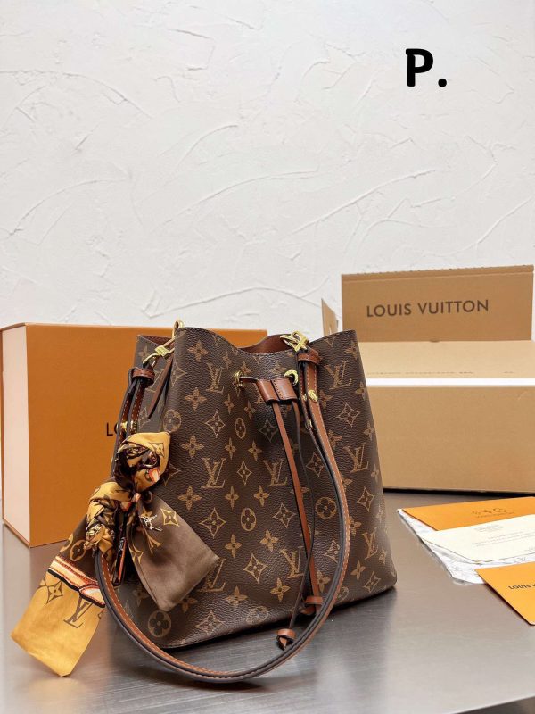 New Collection LV Bag 1084