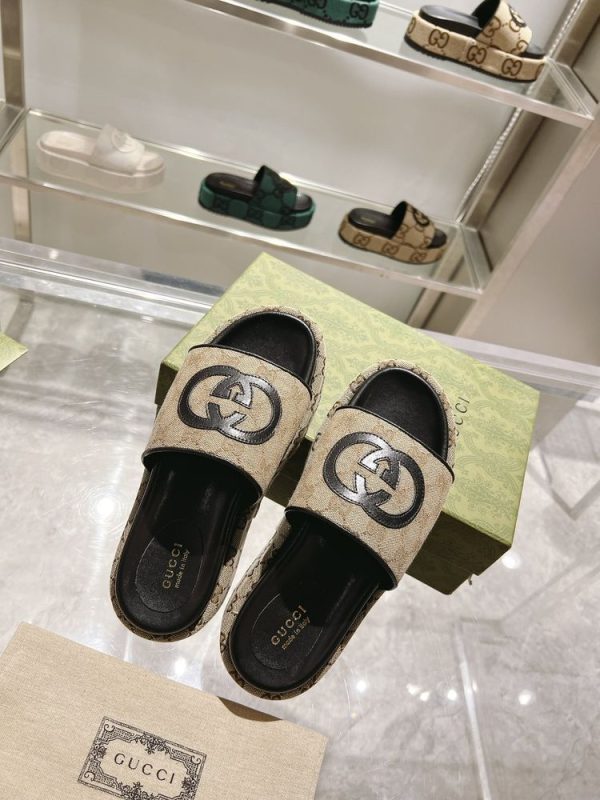 New Collection Gucci Shoes 079