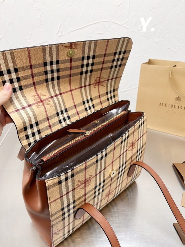 New Collection Burberry Bag 069