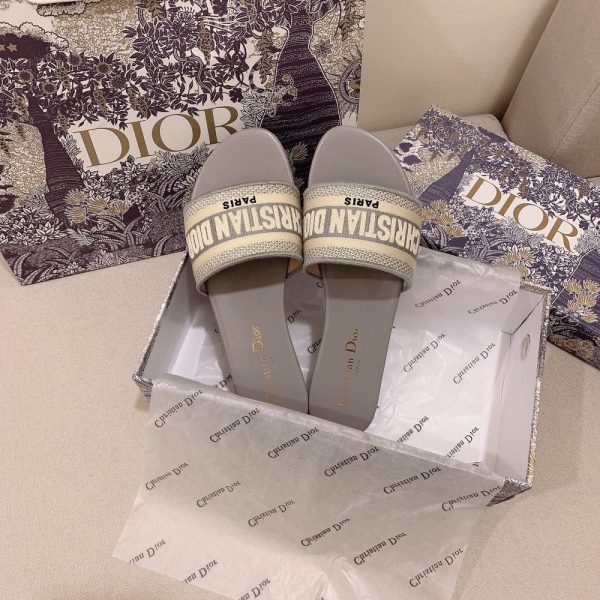 New Collection Dior Shoes 115