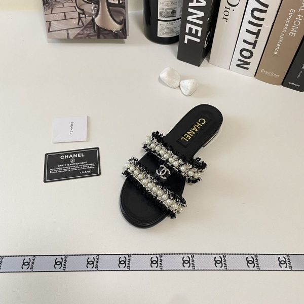 New Collection Chanel Shoes 065