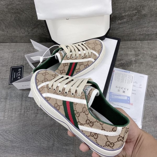 New Collection Gucci Shoes 133