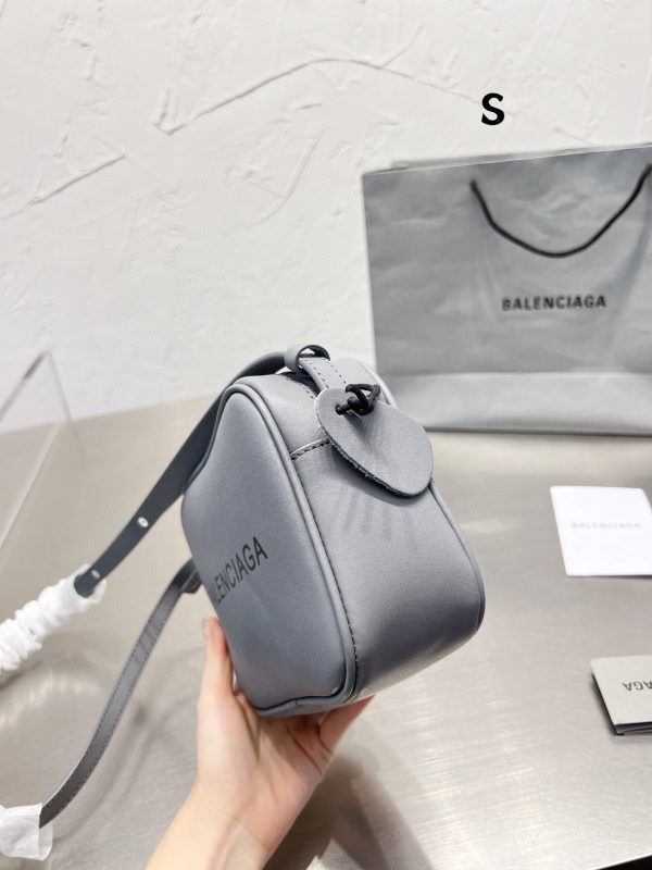 New Collection Balenciaga Bag 046