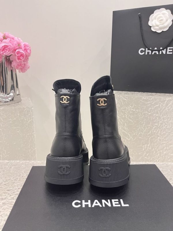 New Collection Chanel Shoes 010