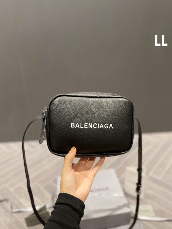 New Collection Balenciaga Bag 048