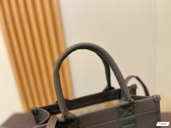 New Collection Balenciaga Bag 016