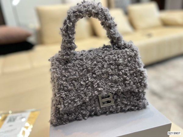 New Collection Balenciaga Bag 024