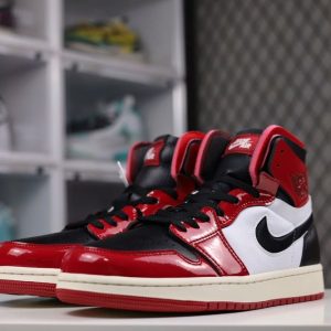 New Arrival AJ 1 High Zoom Air CMFT Chicago CT0979-610 AJ3233