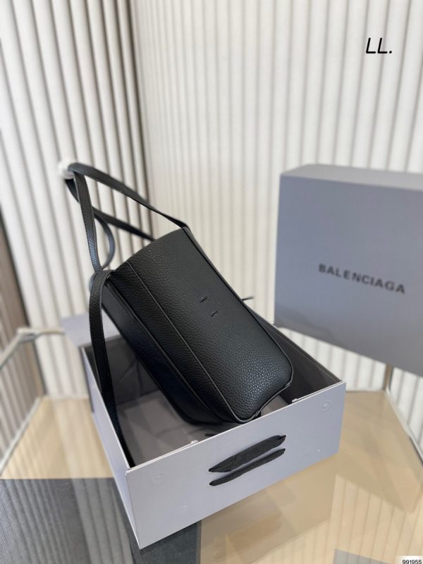 New Collection Balenciaga Bag 013