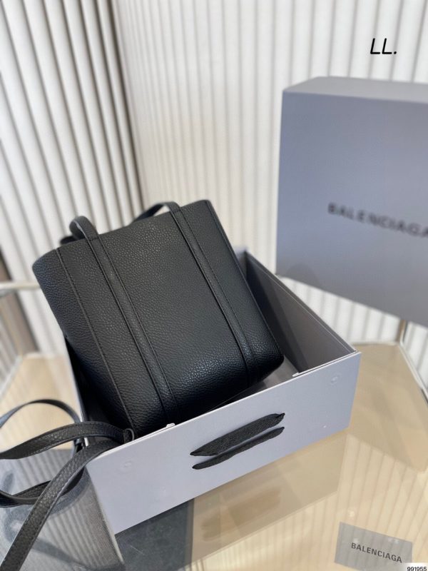 New Collection Balenciaga Bag 013