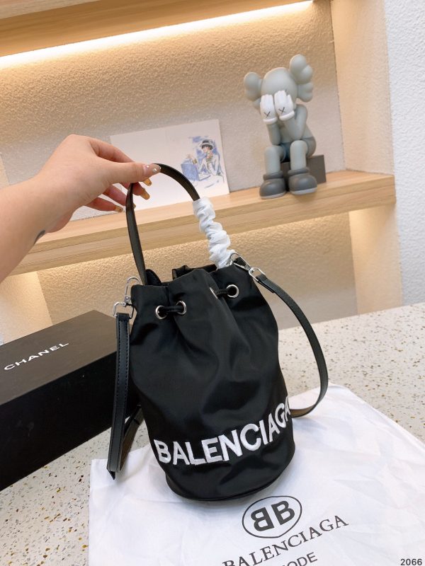 New Collection Balenciaga Bag 057