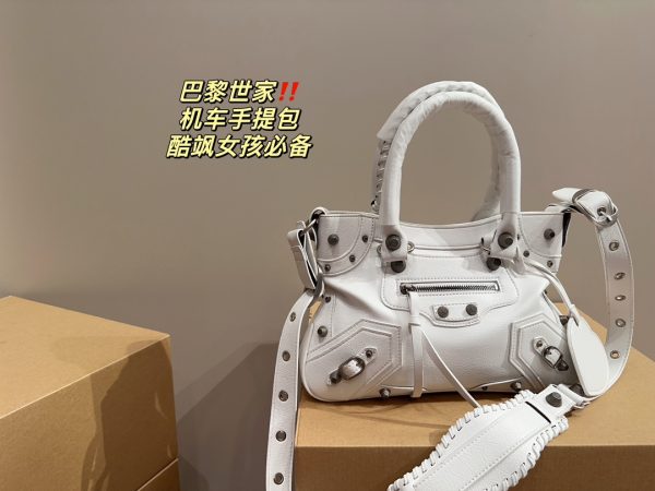 New Collection Balenciaga Bag 001