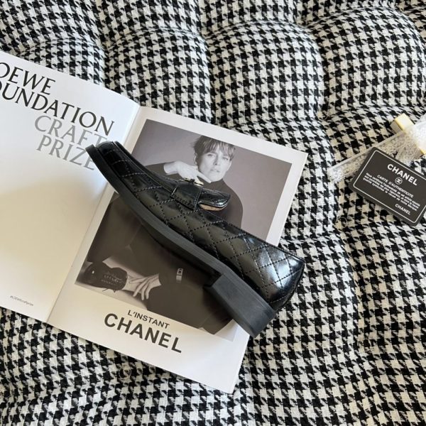 New Collection Chanel Shoes 020