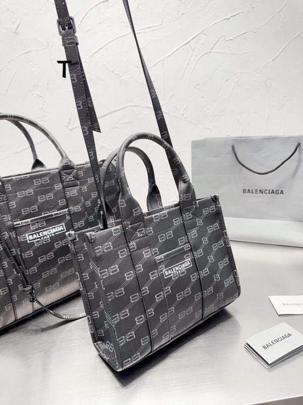 New Collection Balenciaga Bag 021