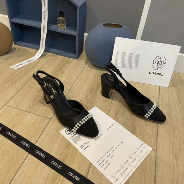 New Collection Chanel Shoes 008