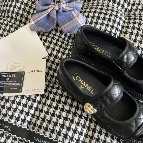 New Collection Chanel Shoes 006