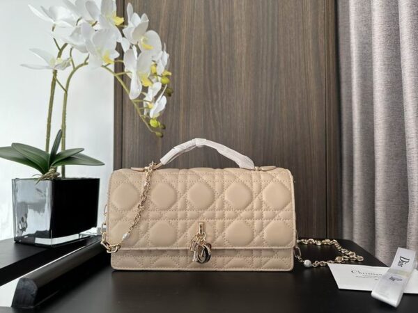 New Collection Dior Bag 0184