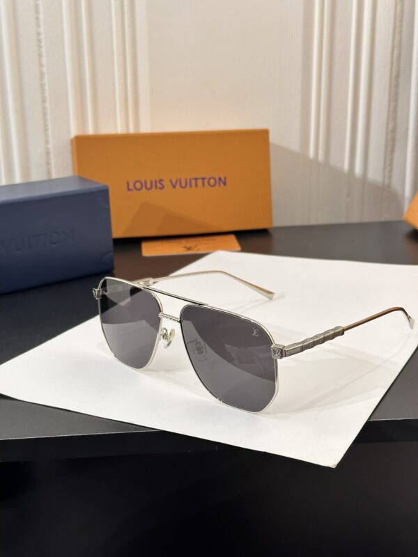 New Collection LV Glasses 082